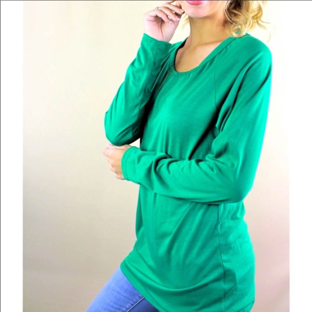 GREEN LONG SLEEVED TEE